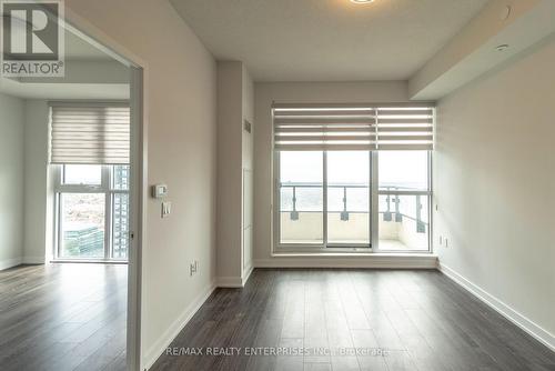 2919 - 4055 Parkside Village Drive, Mississauga, ON - Indoor Photo Showing Other Room