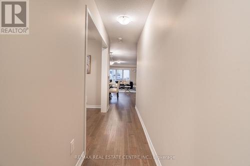 37 Blue Oak Street, Kitchener, ON - Indoor Photo Showing Other Room