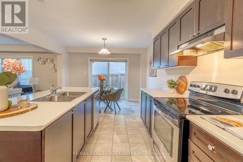 37 Blue Oak Street, Kitchener, ON - Indoor Photo Showing Kitchen With Stainless Steel Kitchen With Double Sink