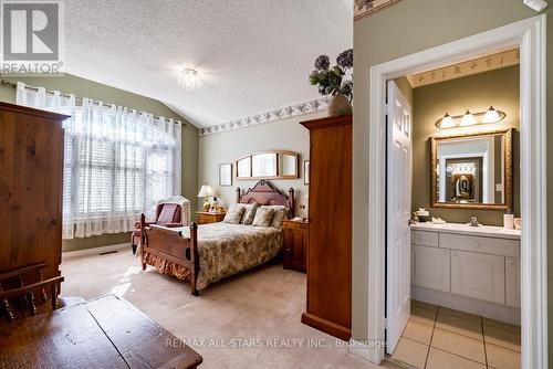 275 Waterbury Crescent, Scugog (Port Perry), ON - Indoor Photo Showing Bedroom