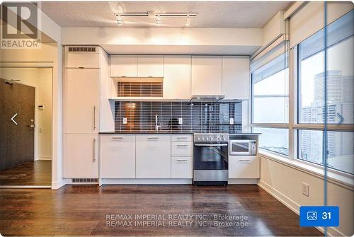 2404 - 365 Church Street, Toronto, ON - Indoor Photo Showing Kitchen With Upgraded Kitchen