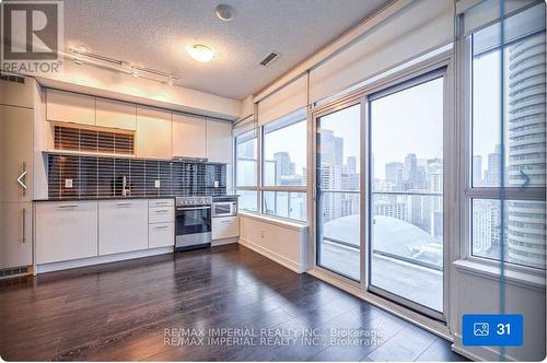 2404 - 365 Church Street, Toronto, ON - Indoor Photo Showing Kitchen