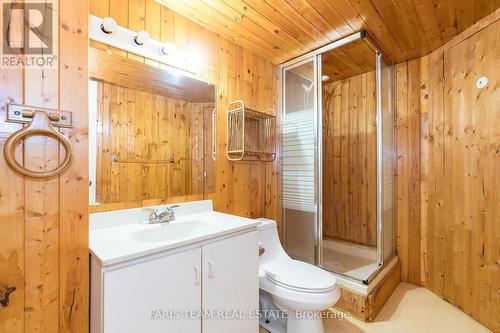 2508 Old Fort Road, Midland, ON - Indoor Photo Showing Bathroom