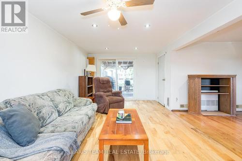 2508 Old Fort Road, Midland, ON - Indoor Photo Showing Living Room