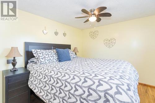 2508 Old Fort Road, Midland, ON - Indoor Photo Showing Bedroom