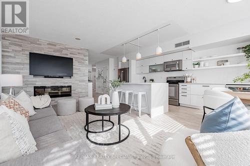 505 - 59 East Liberty Street, Toronto, ON - Indoor Photo Showing Living Room