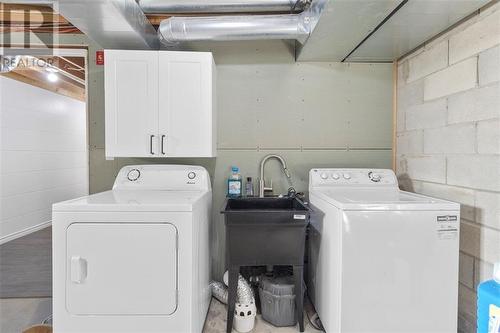 4182 Bisseltown Road, Brockville, ON - Indoor Photo Showing Laundry Room