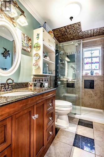 2 Hayes Avenue, Paradise, NL - Indoor Photo Showing Bathroom