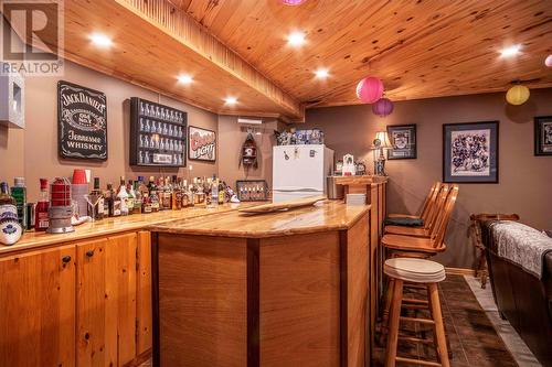 2 Hayes Avenue, Paradise, NL - Indoor Photo Showing Kitchen