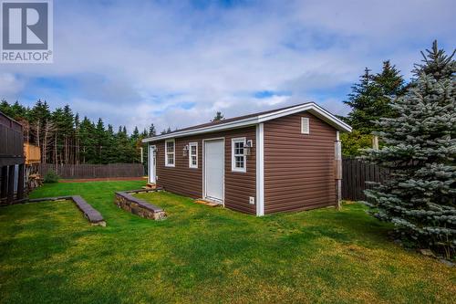 2 Hayes Avenue, Paradise, NL - Outdoor