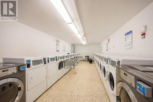 1008 - 10 Parkway Forest Drive, Toronto (Henry Farm), ON - Indoor Photo Showing Laundry Room