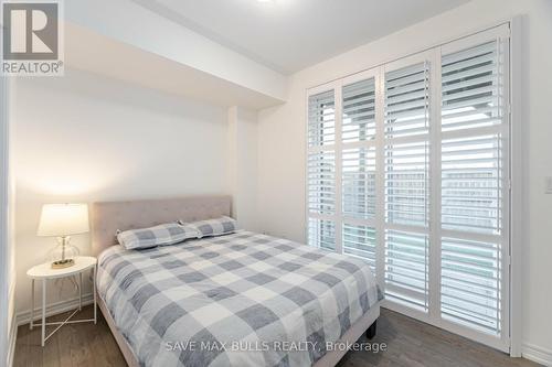 94 - 1890 Rymal Road E, Hamilton, ON - Indoor Photo Showing Bedroom