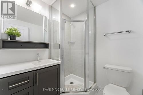 94 - 1890 Rymal Road E, Hamilton, ON - Indoor Photo Showing Bathroom