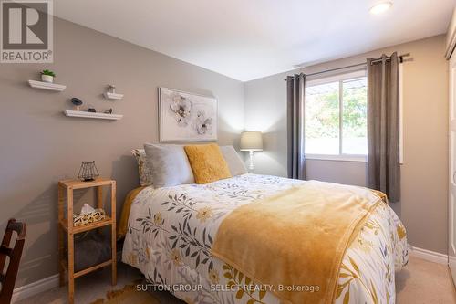 116 Hawthorne Road, London, ON - Indoor Photo Showing Bedroom