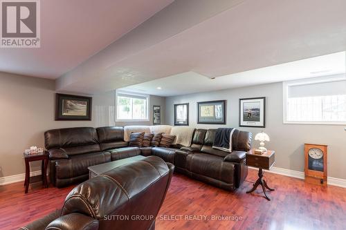 116 Hawthorne Road, London, ON - Indoor Photo Showing Living Room