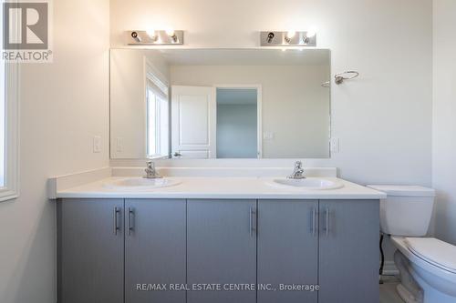 78 Bradbury Road, Hamilton, ON - Indoor Photo Showing Bathroom