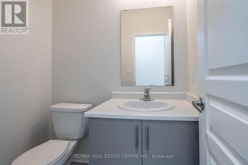 78 Bradbury Road, Hamilton, ON - Indoor Photo Showing Bathroom