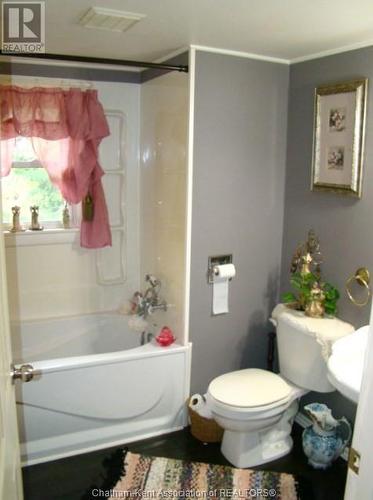 12578 Mitton Line, Ridgetown, ON - Indoor Photo Showing Bathroom