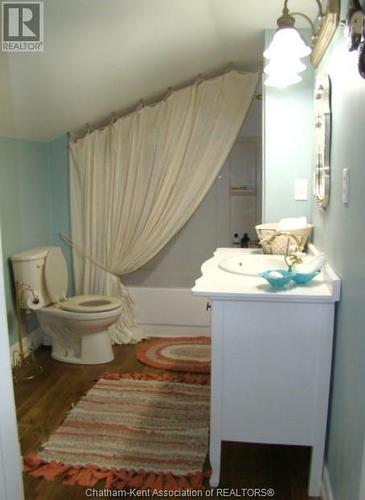 12578 Mitton Line, Ridgetown, ON - Indoor Photo Showing Bathroom