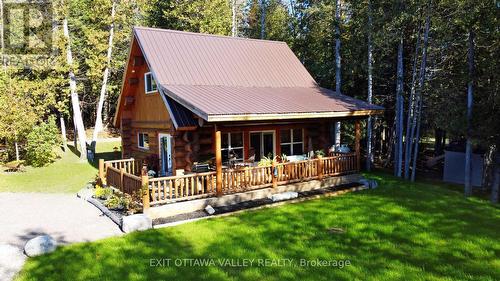 8 Tanager Trail, Whitewater Region, ON - Outdoor With Deck Patio Veranda