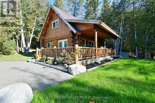 8 Tanager Trail, Whitewater Region, ON - Outdoor With Deck Patio Veranda