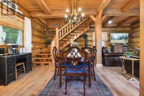 8 Tanager Trail, Whitewater Region, ON - Indoor Photo Showing Dining Room