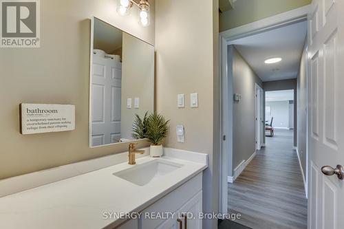 2760 Napperton Drive, Adelaide Metcalfe, ON - Indoor Photo Showing Bathroom