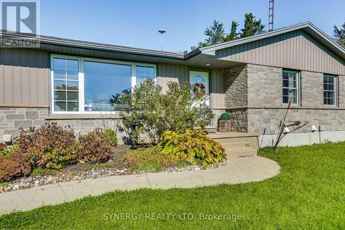 2760 Napperton Drive, Adelaide Metcalfe, ON - Outdoor