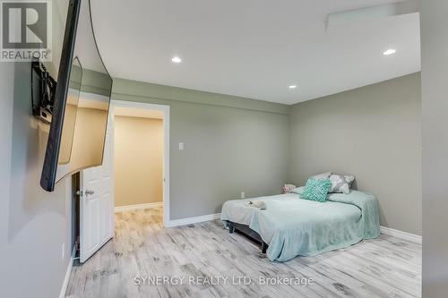 2760 Napperton Drive, Adelaide Metcalfe, ON - Indoor Photo Showing Bedroom