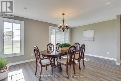 2760 Napperton Drive, Adelaide Metcalfe, ON - Indoor Photo Showing Dining Room