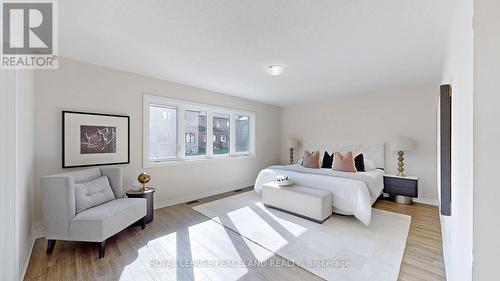 5 Stennett Drive, Georgina, ON - Indoor Photo Showing Bedroom