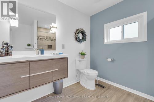 182 Henry Street, Stirling-Rawdon, ON - Indoor Photo Showing Bathroom