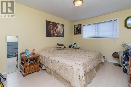 301 2525 Dingwall St, Duncan, BC - Indoor Photo Showing Bedroom