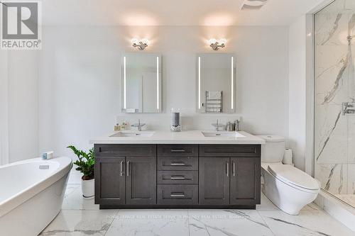 116 Maurice Drive, Oakville, ON - Indoor Photo Showing Bathroom