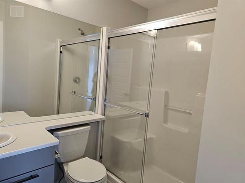 31 Barnes Avenue, West St Paul, MB - Indoor Photo Showing Bathroom