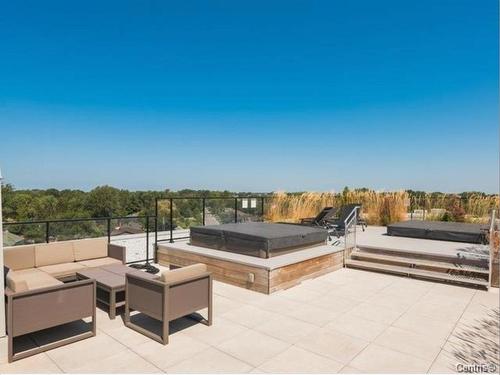 Terrasse - 607-6 Av. Donegani, Pointe-Claire, QC - Outdoor With View