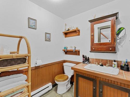 Bathroom - 1196  - 1198 Rue Beaugrand, Acton Vale, QC - Indoor Photo Showing Bathroom