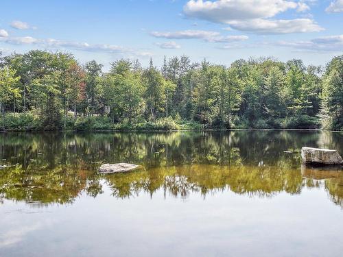 Vue sur l'eau - 22 Rue Du Roi-Du-Nord, Saint-Hippolyte, QC 