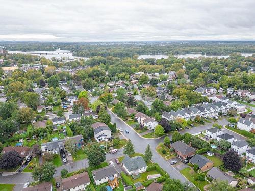 Photo aÃ©rienne - 1532 Rue Taillefer, Laval (Sainte-Rose), QC - Outdoor With View