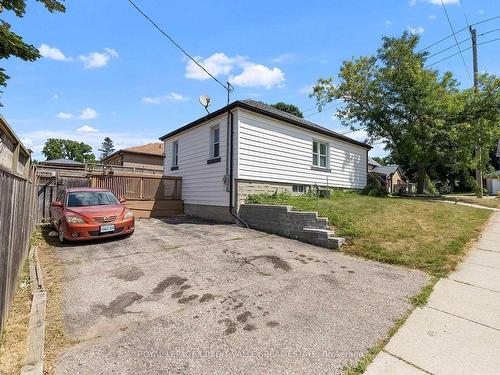 58 Henry St, Cambridge, ON - Outdoor With Exterior