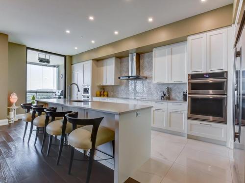 Kitchen - 1103-4400 Prom. Paton, Laval (Chomedey), QC - Indoor Photo Showing Kitchen With Upgraded Kitchen