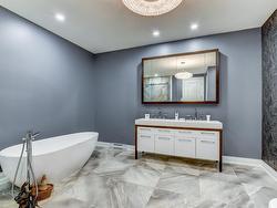 Ensuite bathroom - 