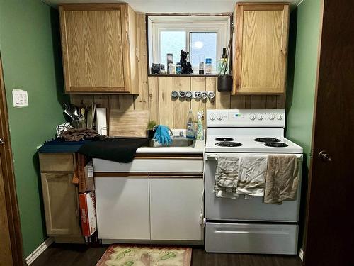 14 Ryde Avenue, Thunder Bay, ON - Indoor Photo Showing Kitchen