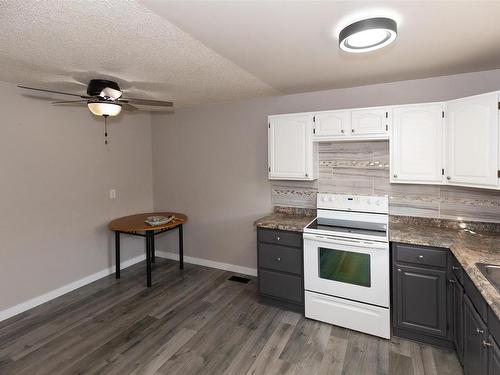 366 Wentworth Crescent, Thunder Bay, ON - Indoor Photo Showing Kitchen