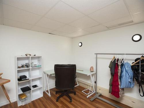 418 Mccluskey Drive, Thunder Bay, ON - Indoor Photo Showing Other Room