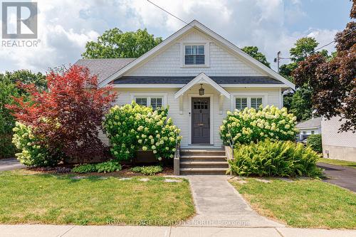 318 Maple Street, Collingwood, ON - Outdoor With Facade