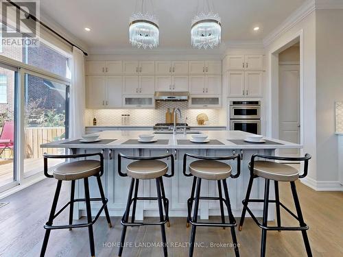 152 Bowbeer Road, Oakville, ON - Indoor Photo Showing Kitchen