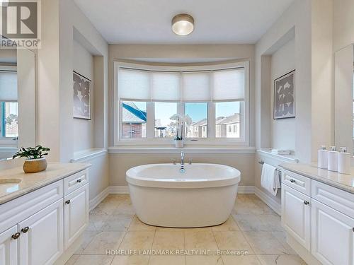 152 Bowbeer Road, Oakville, ON - Indoor Photo Showing Bathroom