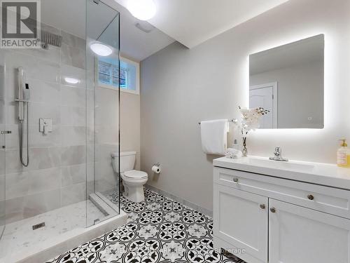 152 Bowbeer Road, Oakville, ON - Indoor Photo Showing Bathroom