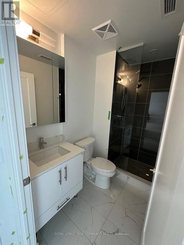 2803 - 105 Oneida Crescent, Richmond Hill, ON - Indoor Photo Showing Bathroom